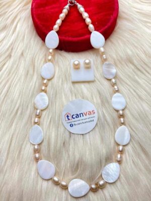 Pearl and shell necklace
