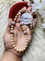 Exclusive pearl necklace